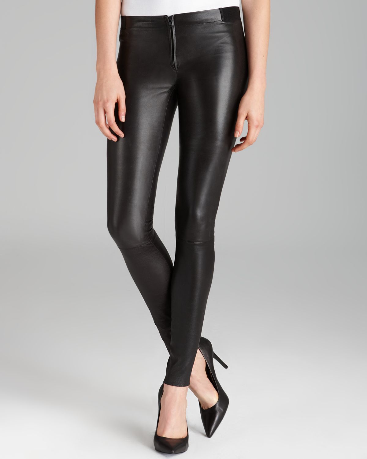 Alice + olivia Leather Front Zip Leggings in Black | Lyst