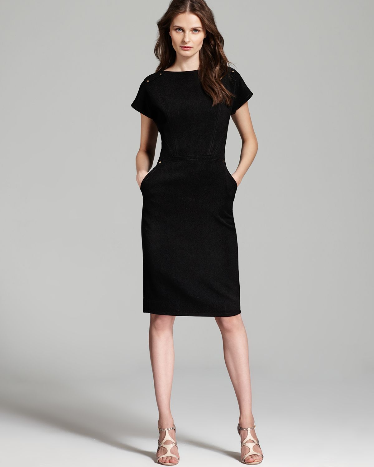 black short sleeve sheath dress