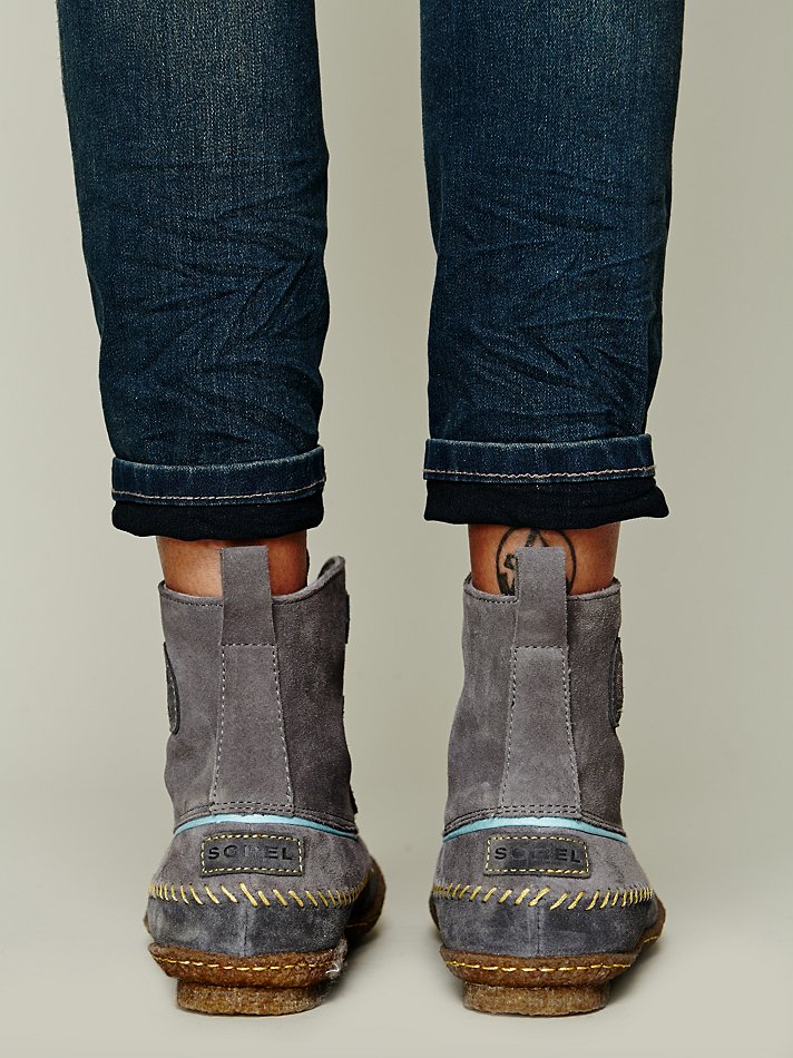 sorel grey booties