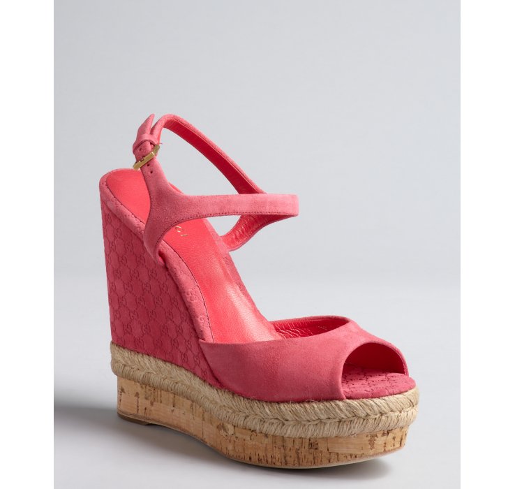 Gucci Pink Guccissima Suede and Cork Wedge Sandals in Pink | Lyst