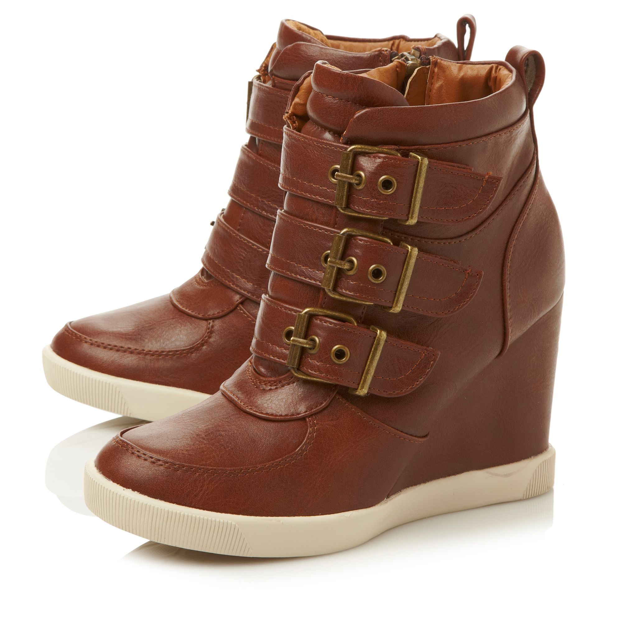 latch boot steve madden