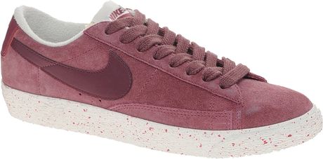 nike blazer burgundy