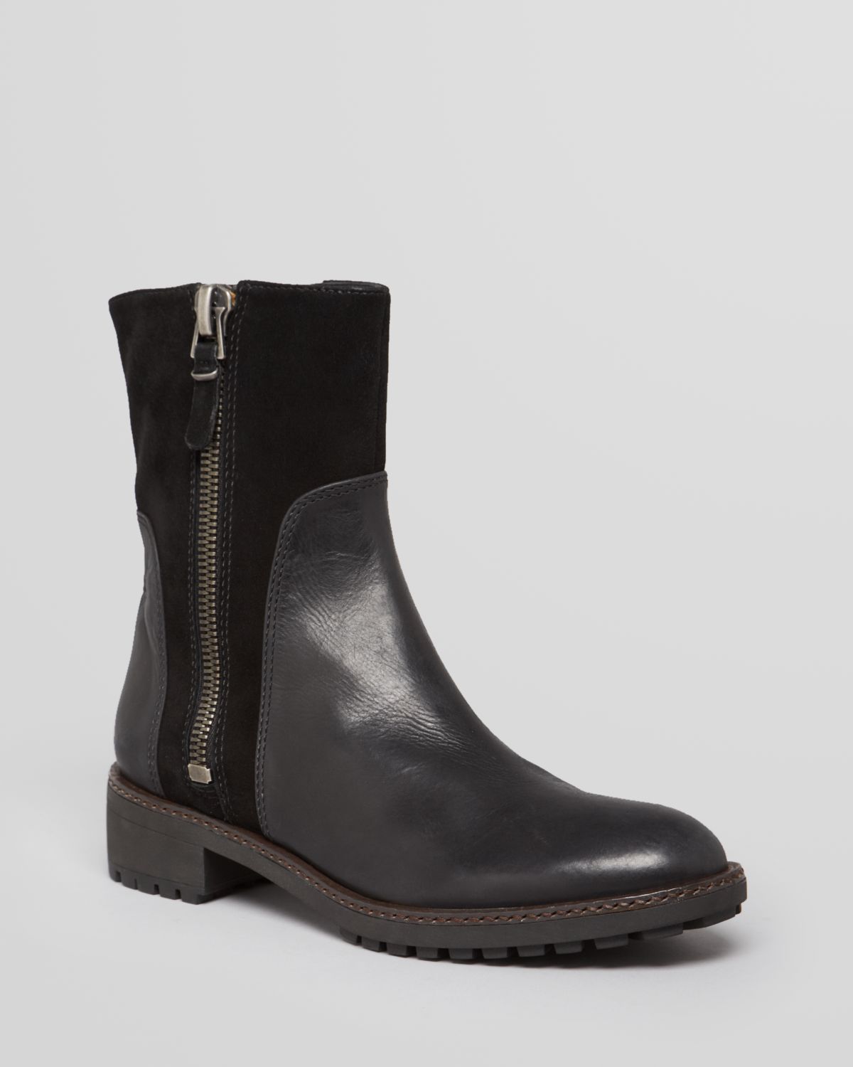 Via Spiga Boots Eartha Flat in Black | Lyst