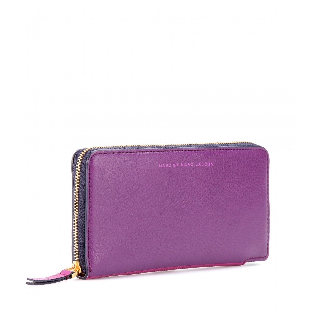 marc jacobs purple wallet