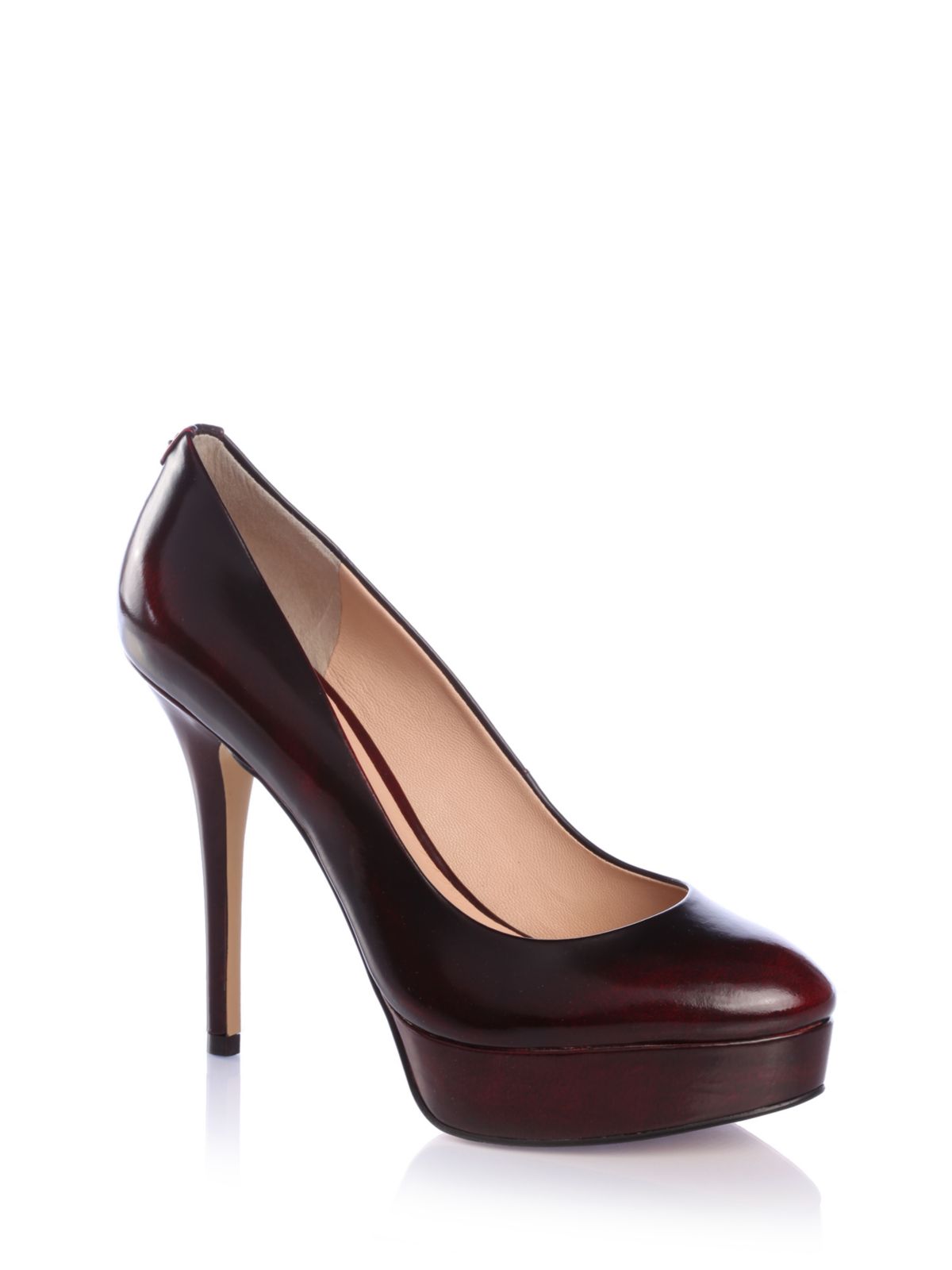 Guess Elsea Antik Leather Court Shoe in Red (Burgundy) | Lyst