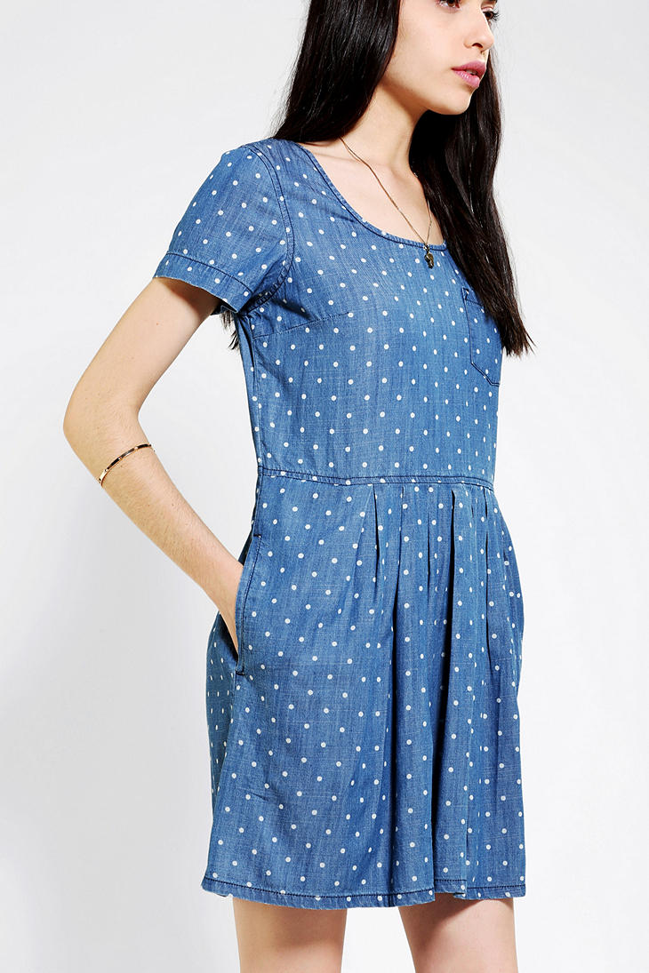 Lyst Urban Outfitters Bdg Printed Chambray Babydoll Dress in Blue