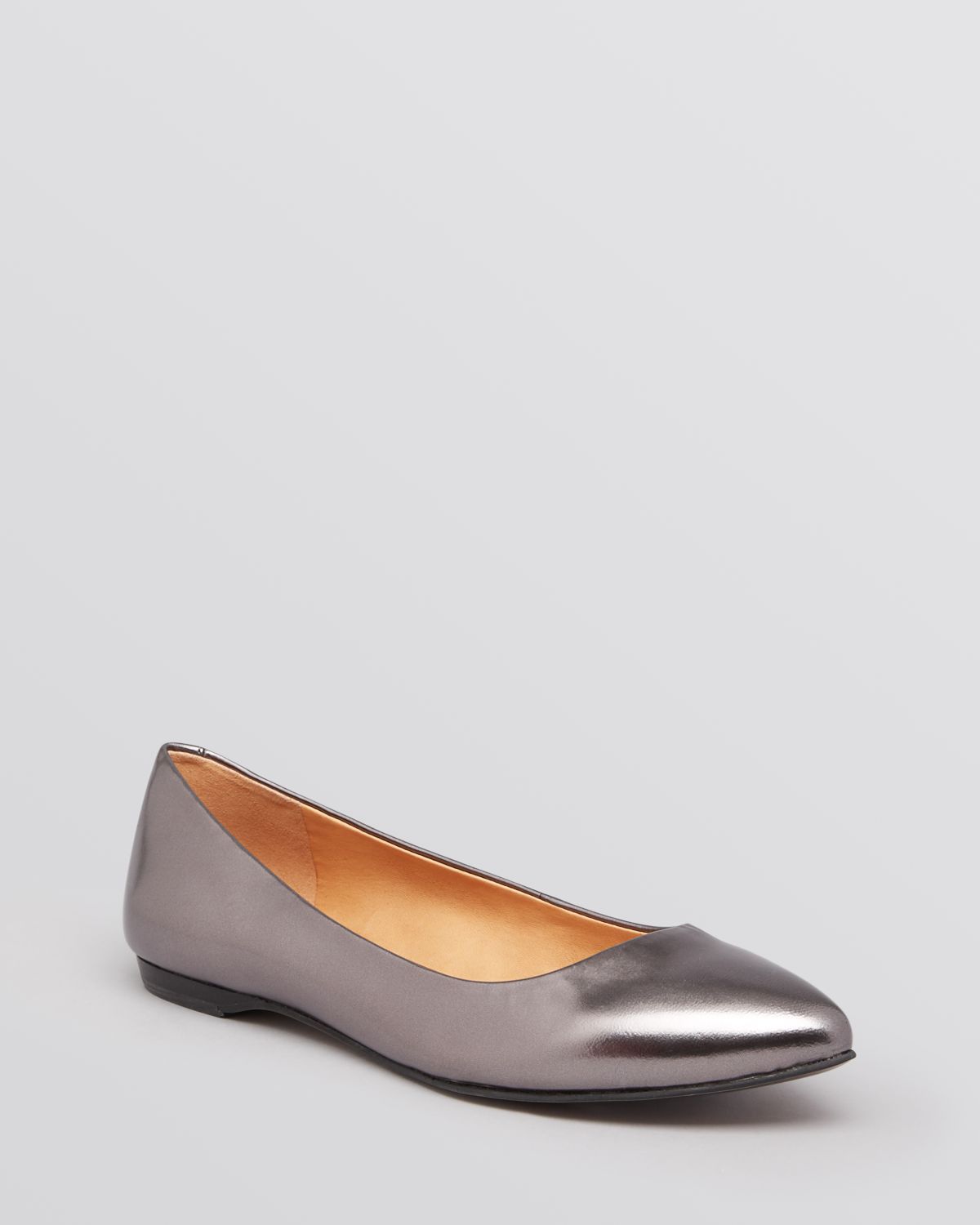 kenneth cole gold flats