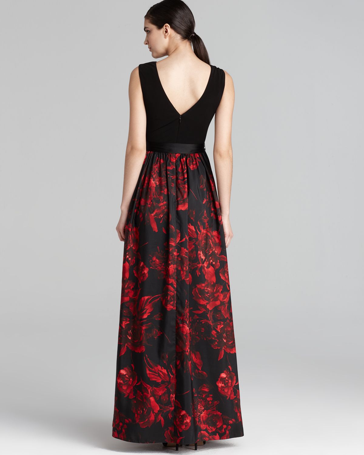 Lyst - Aidan Mattox Gown Sleeveless with Floral Printed Skirt in Black