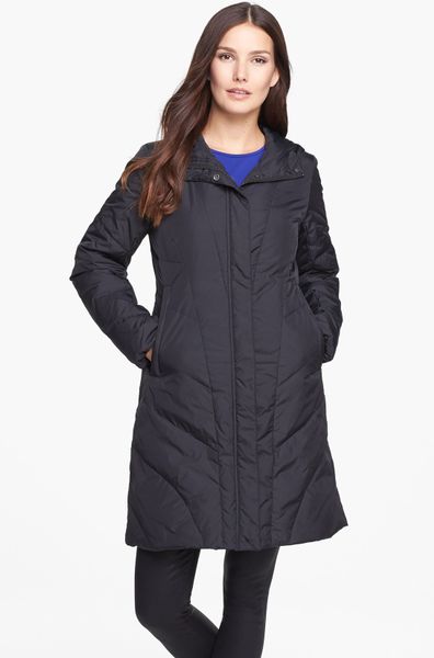 Eileen Fisher Hooded Quilted Down Coat in Black | Lyst