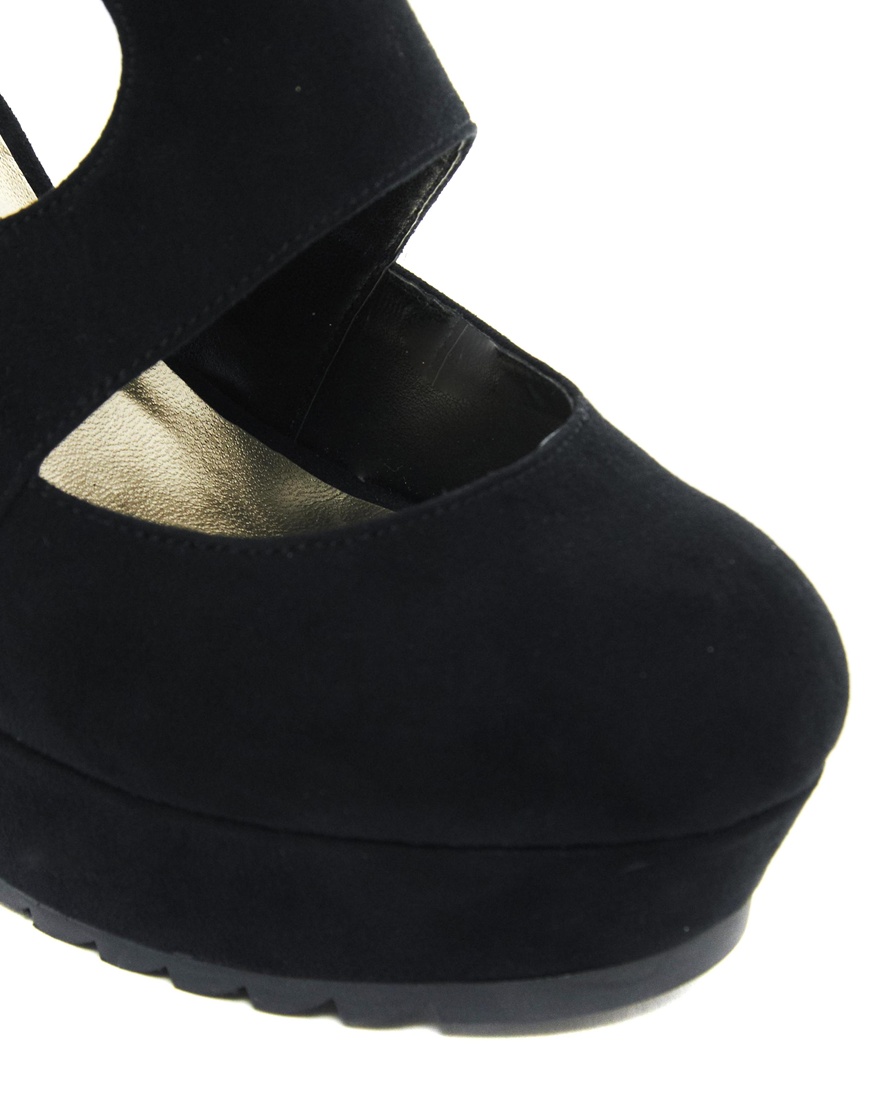 wide fit platform heel