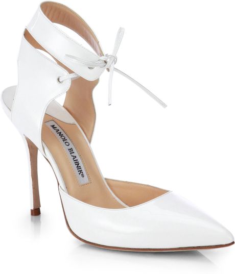 Manolo Blahnik Lara Patent Leather Ankletie Pumps in White | Lyst