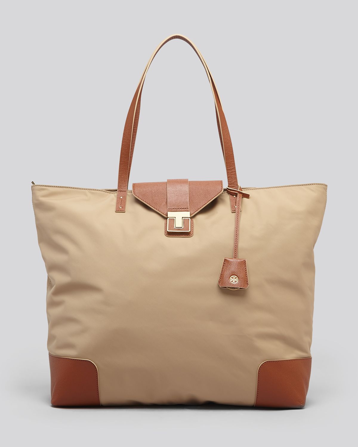 Lyst Tory Burch Tote Penn Zip Top Large Nylon in Natural