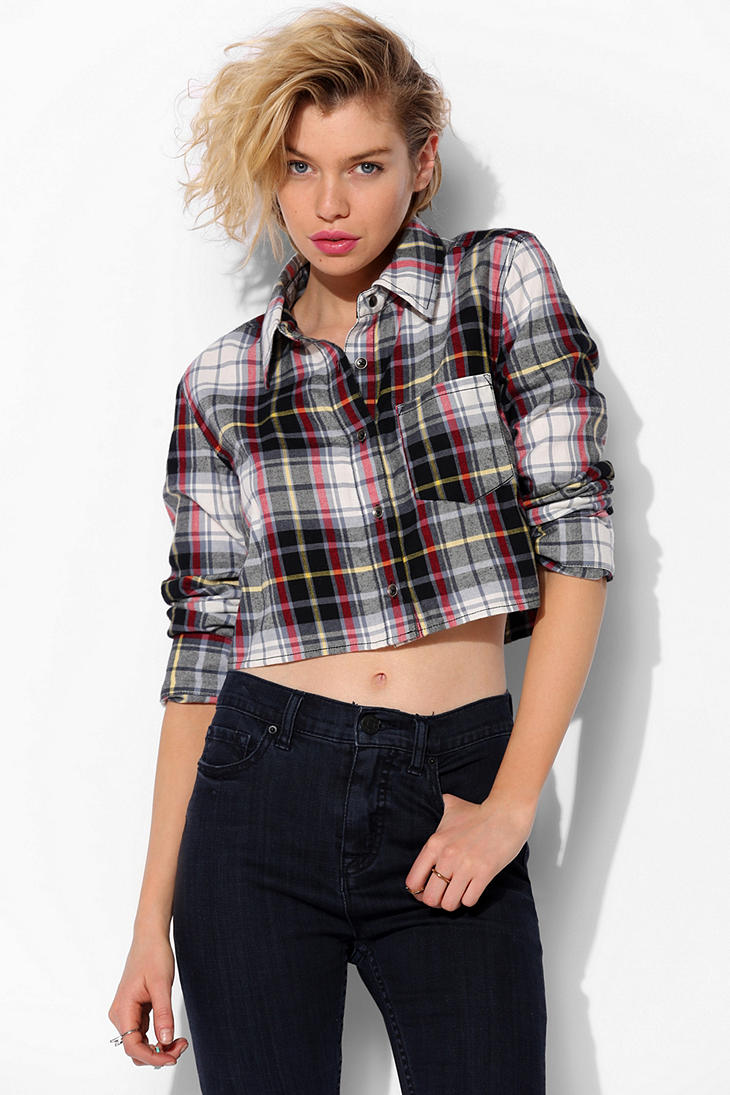 Lyst - Urban Outfitters Bdg Washout Cropped Flannel Shirt in Black