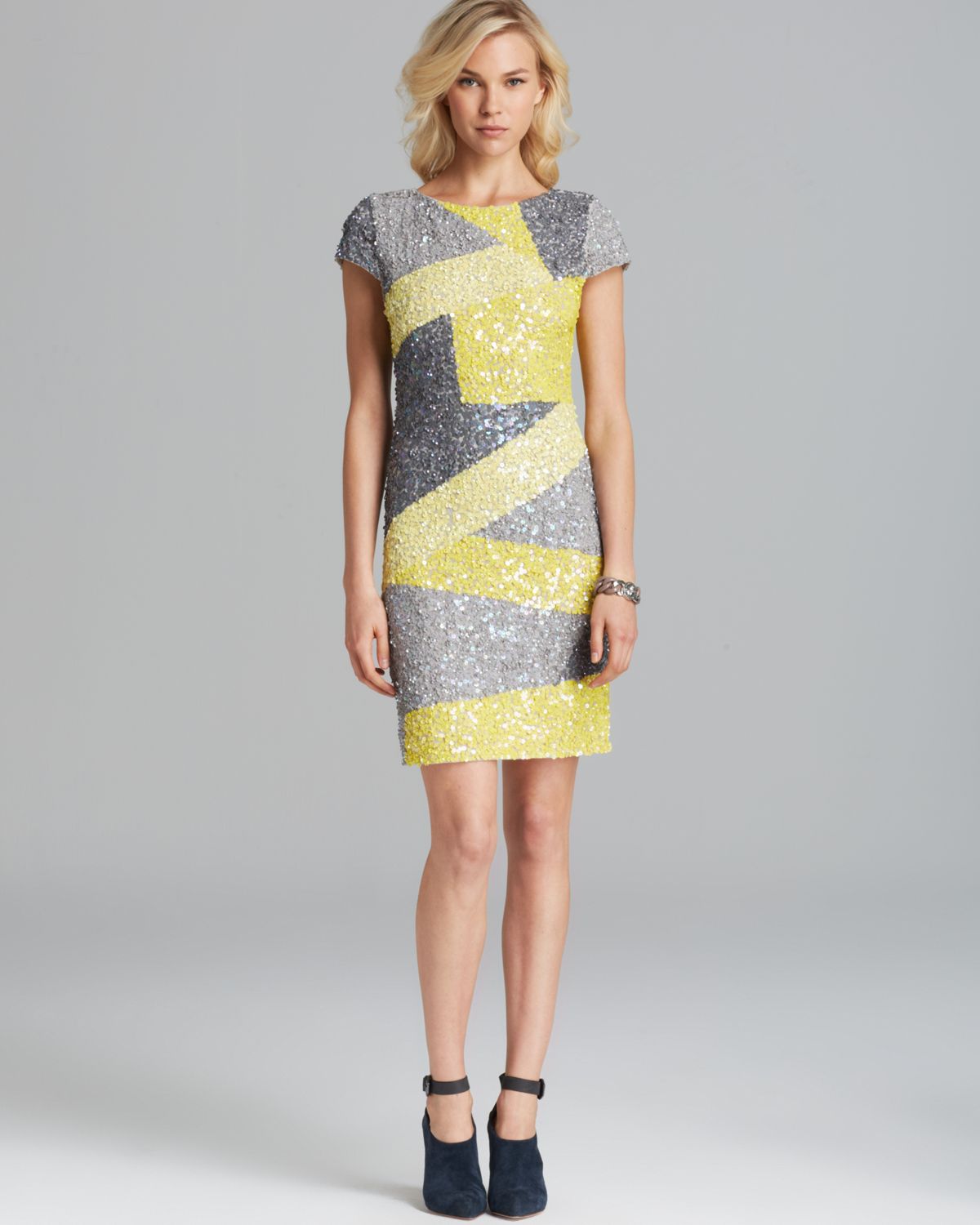 Lyst Alice Olivia Taryn Color Block Sequin Dress In Yellow Gallery