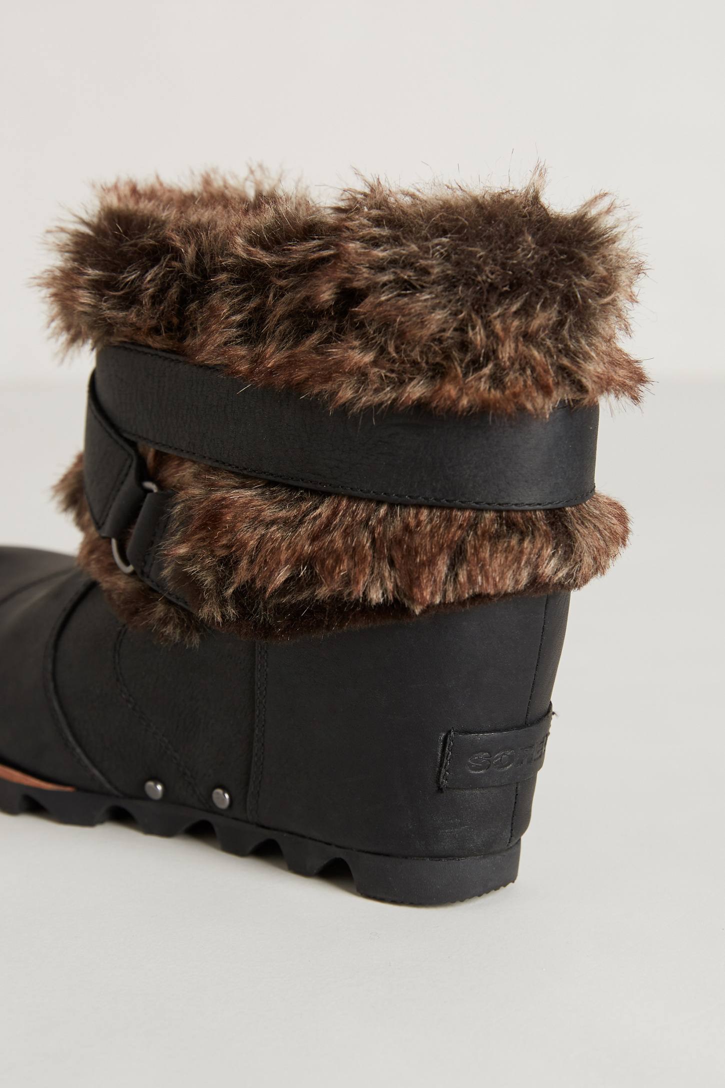 sorel joan of arctic wedge amazon