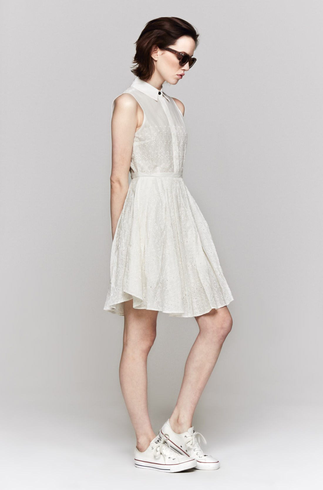 Band of Outsiders Sleeveless  Shirt  Dress  in Ecru White  