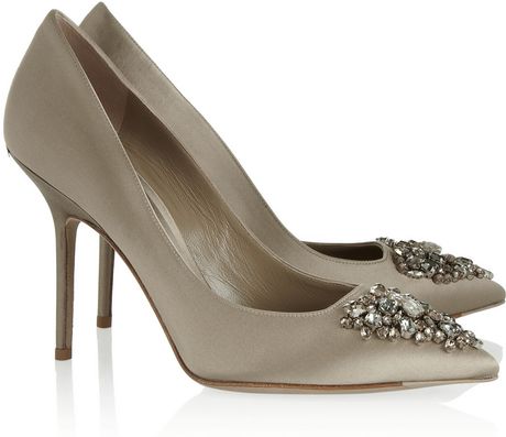 Burberry Crystal-Embellished Satin Pumps in Gray (Taupe) | Lyst