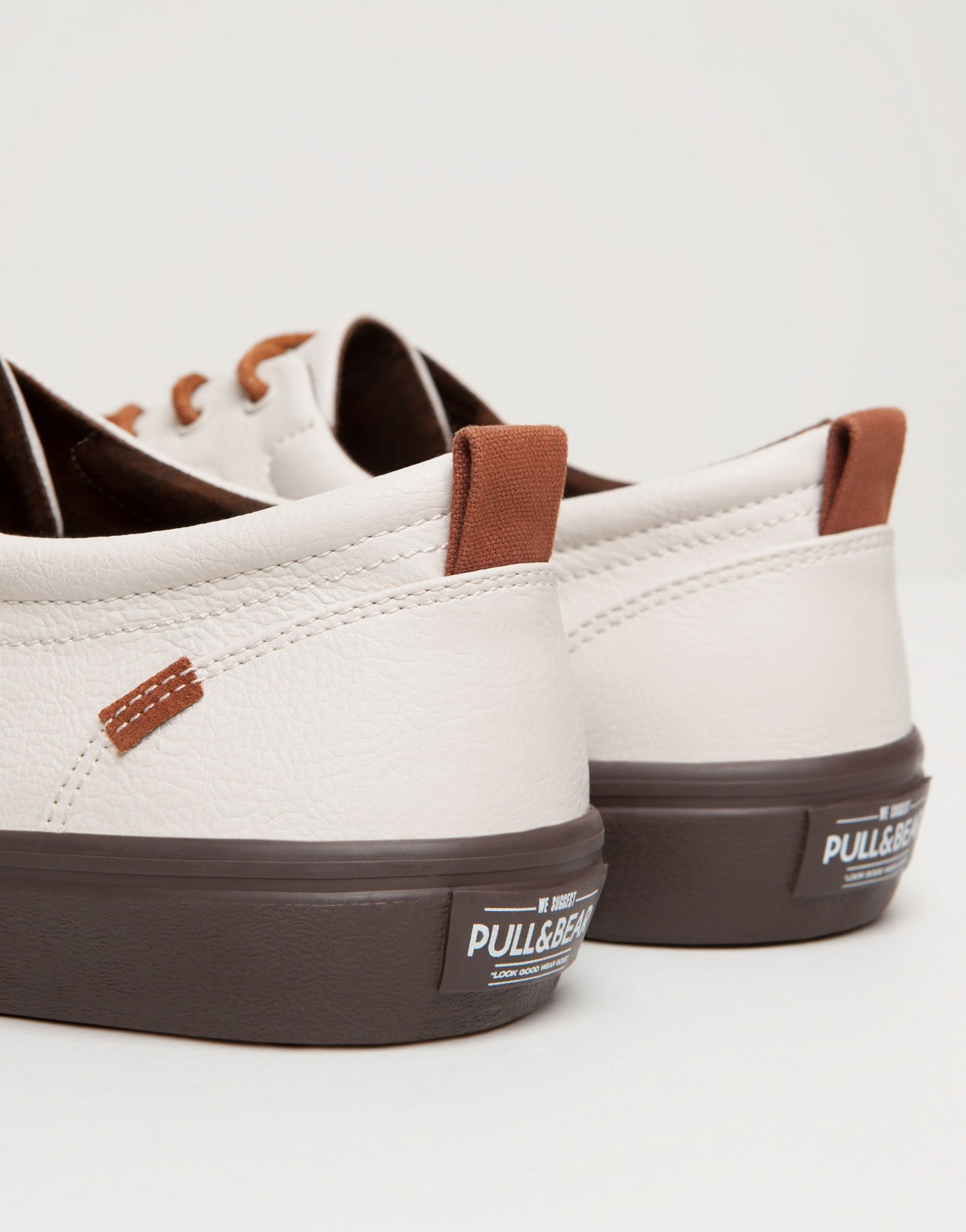 pull on plimsolls