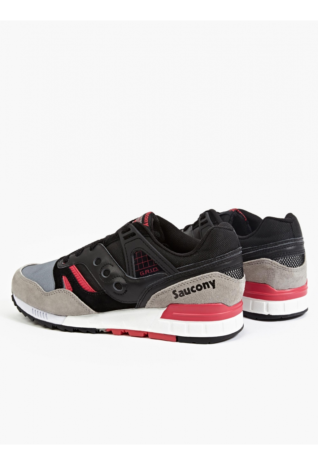 saucony sneakers black