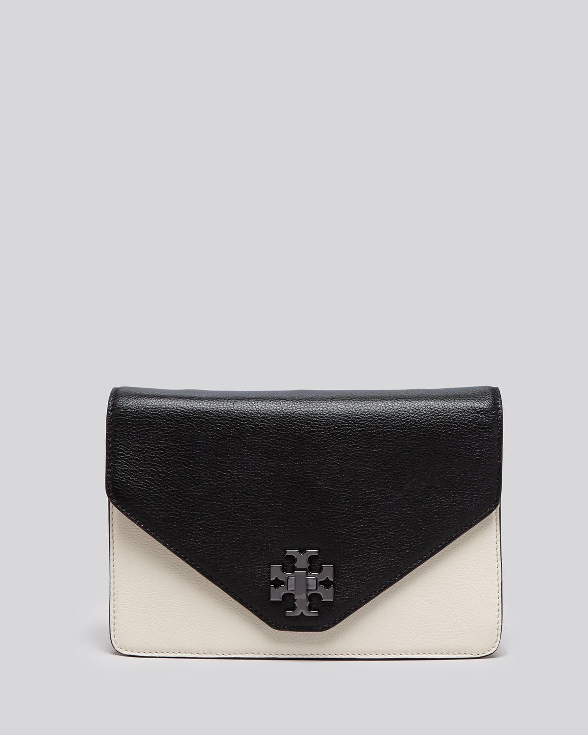 tory burch kira clutch black