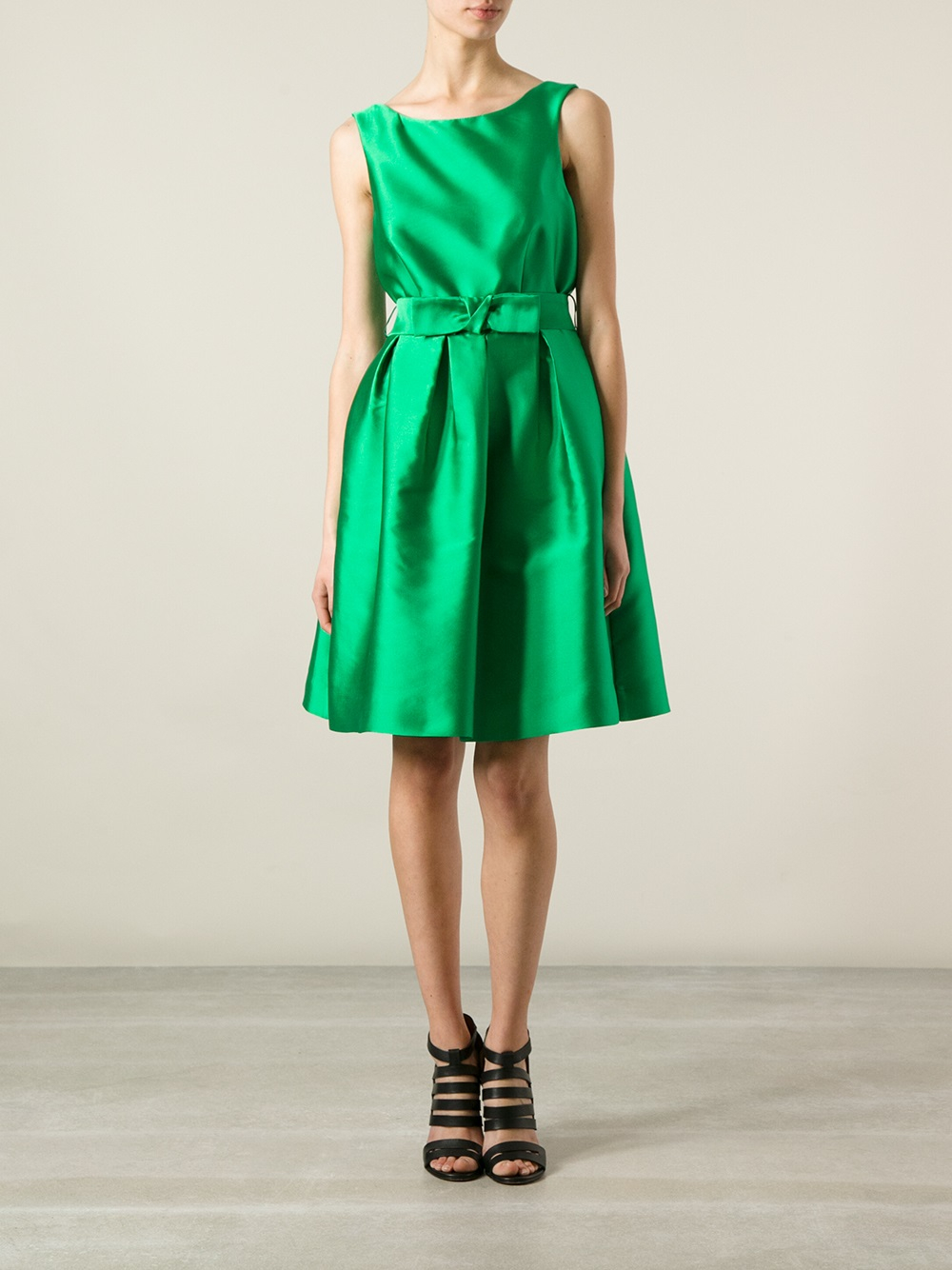 green bow tie outfit