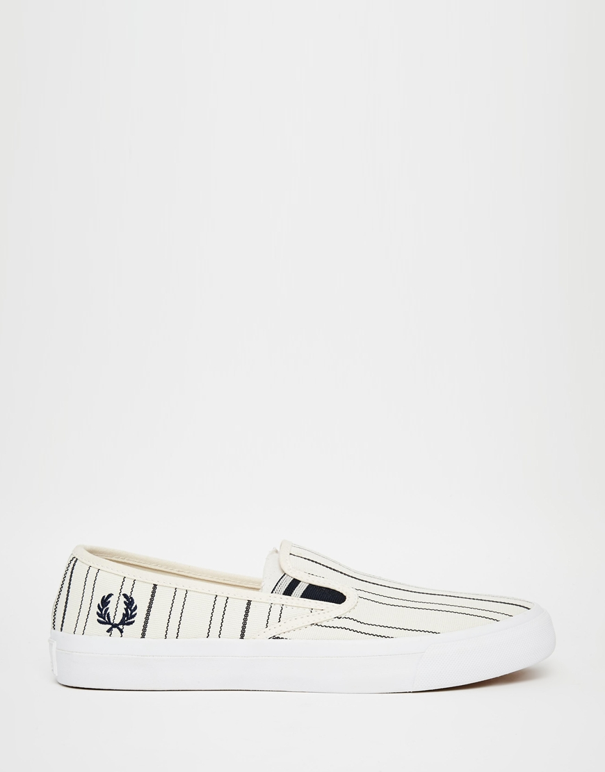 Fred perry plimsolls white