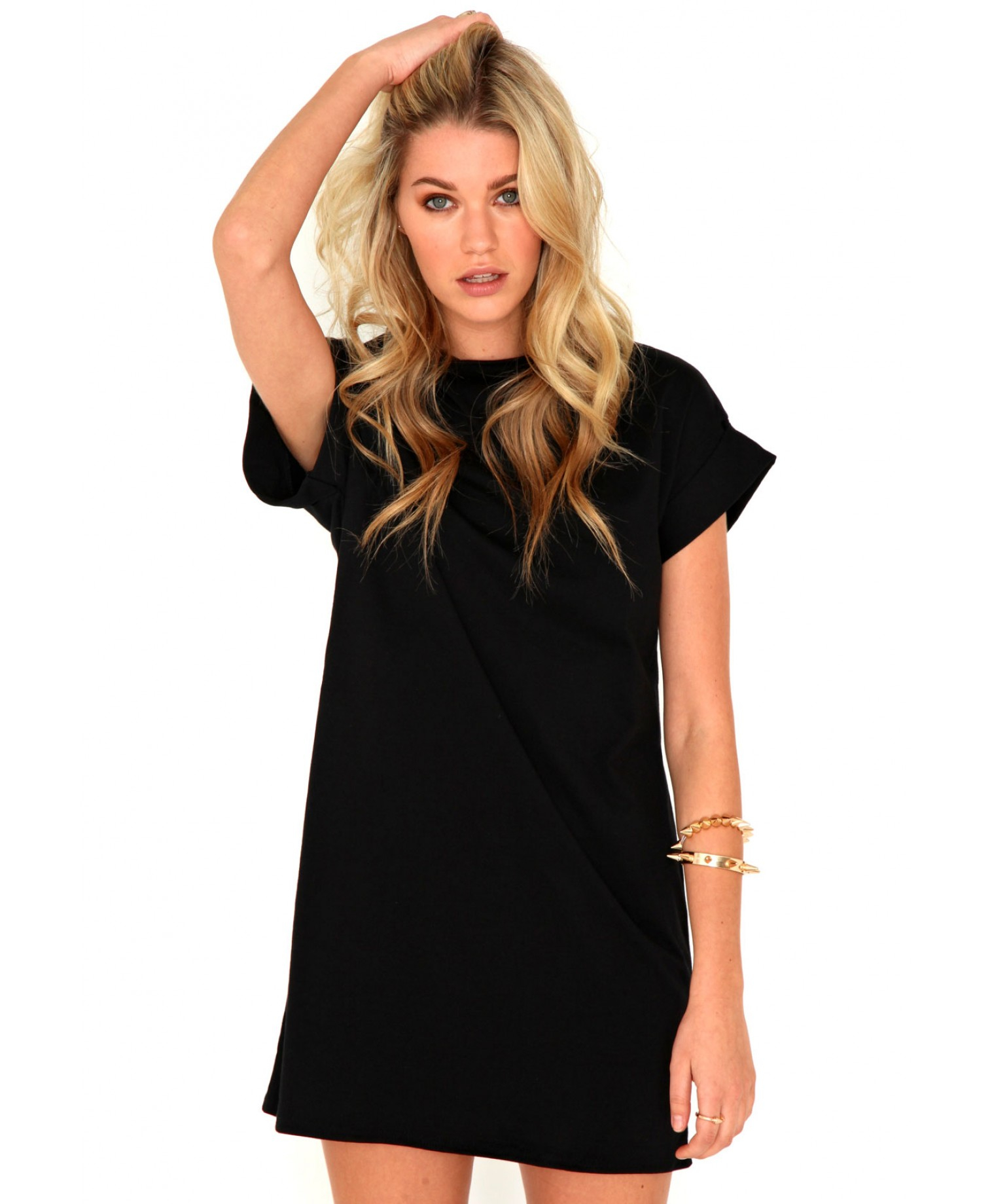 Black tshirt dresses T-Shirt Dresses. T-Shirt Dresses. Styles Found. If it’s effortless style you want to go for then our tshirt dresses are exactly what your wardrobe has been looking for. From printed styles to slogan tees, we’ve got tshirt dresses in basically every style to suit whatever the occasion. Black Oversized Skeleton T Shirt Dress $