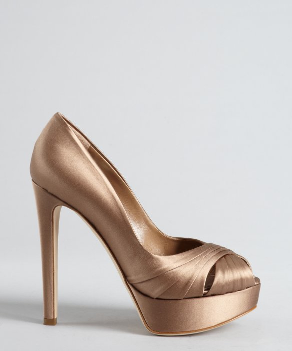 dark taupe pumps