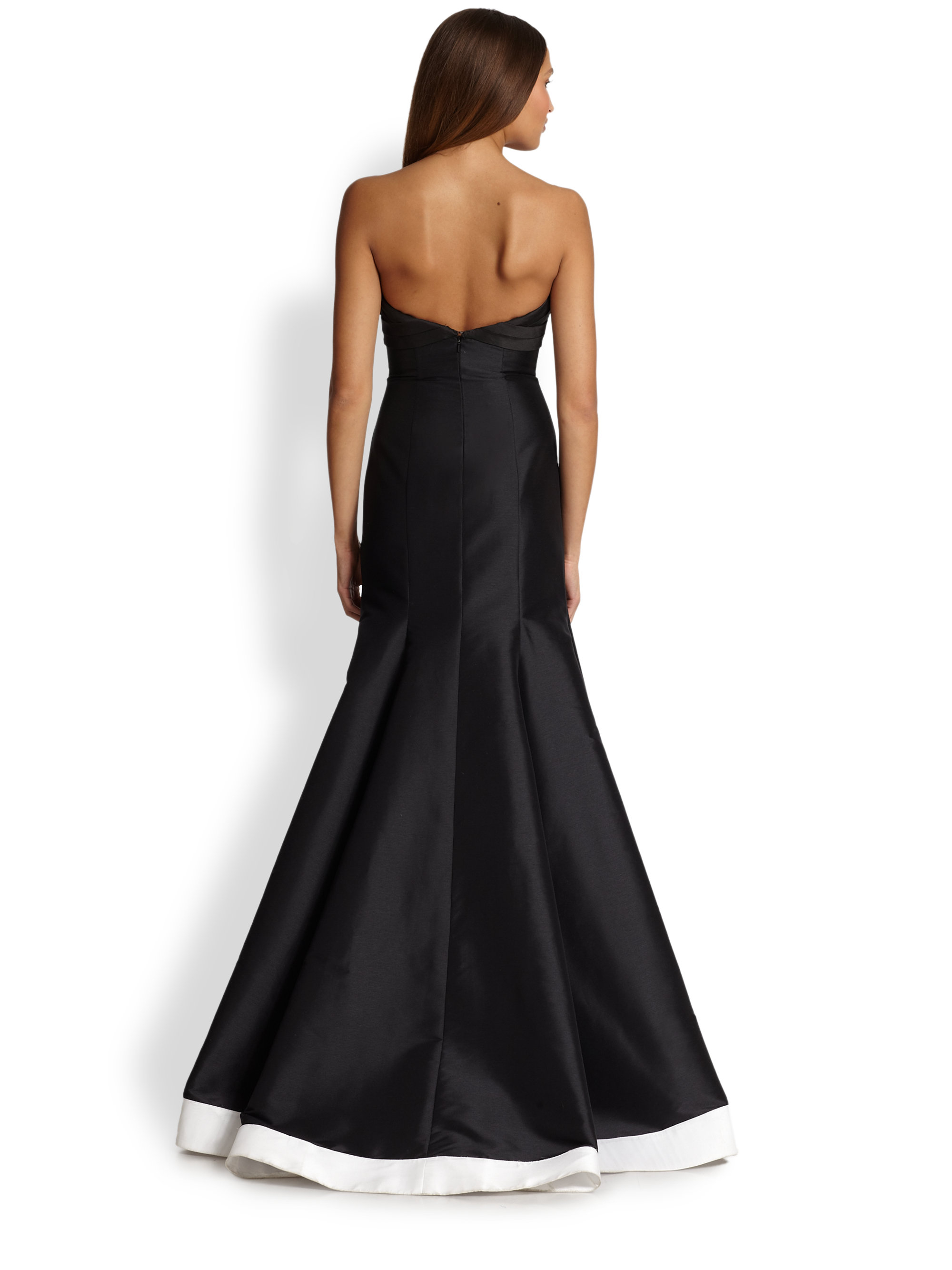 monique lhuillier strapless gown
