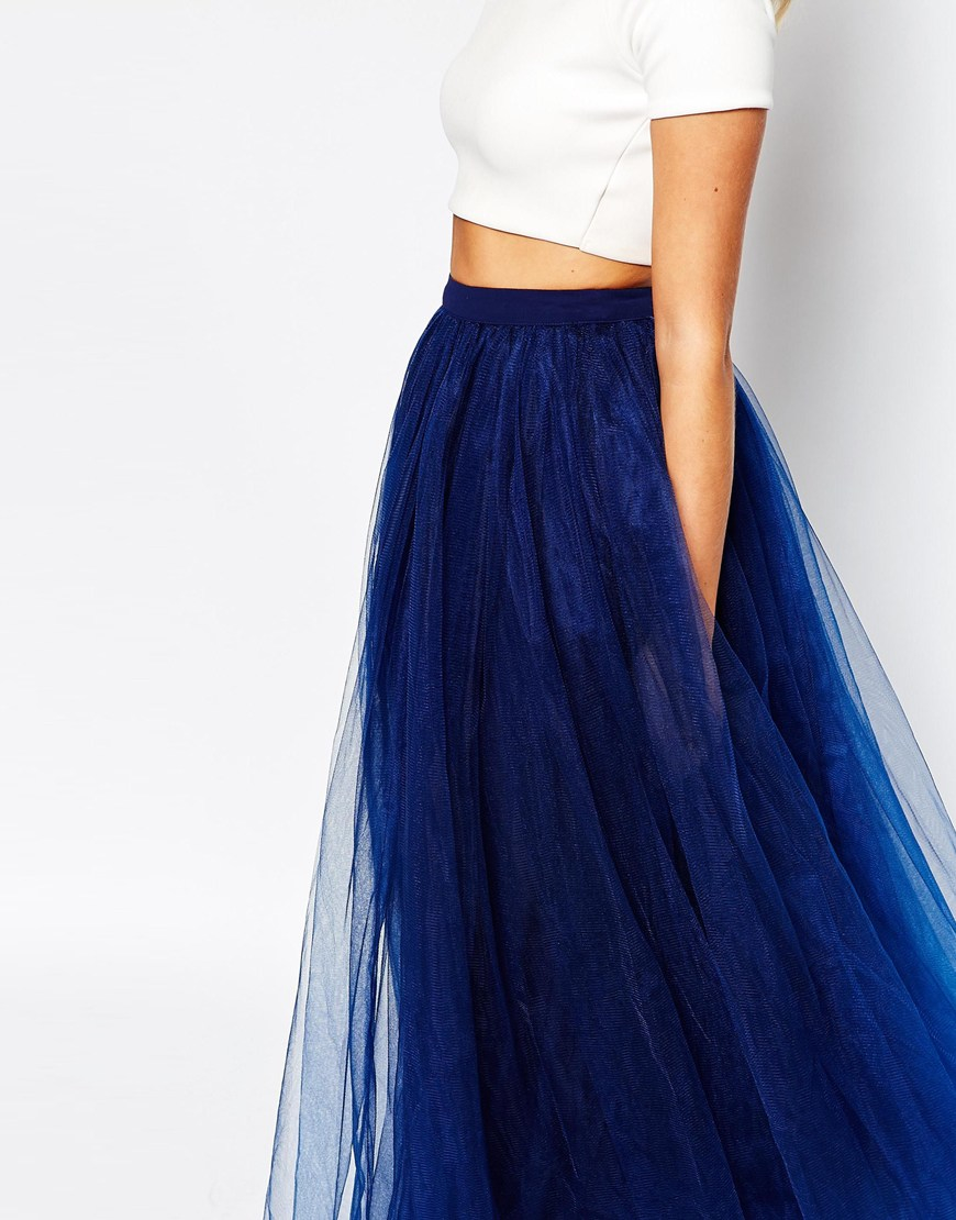 It's free shipping made easy A beautiful Baby Blue Short tulle tutu skirt inspired by prima ballerinas. The Tutu Shop’s Short Baby Blue Tutu is above the knee length, 50cm from the waist down.