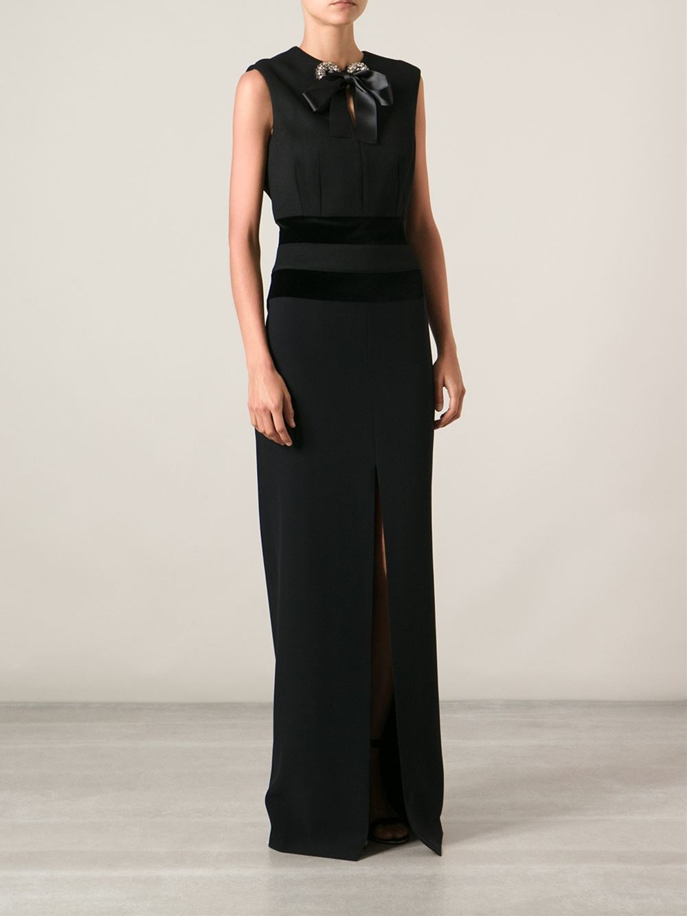 Lyst - Alexander mcqueen Bow Embellished Evening Dress in Black