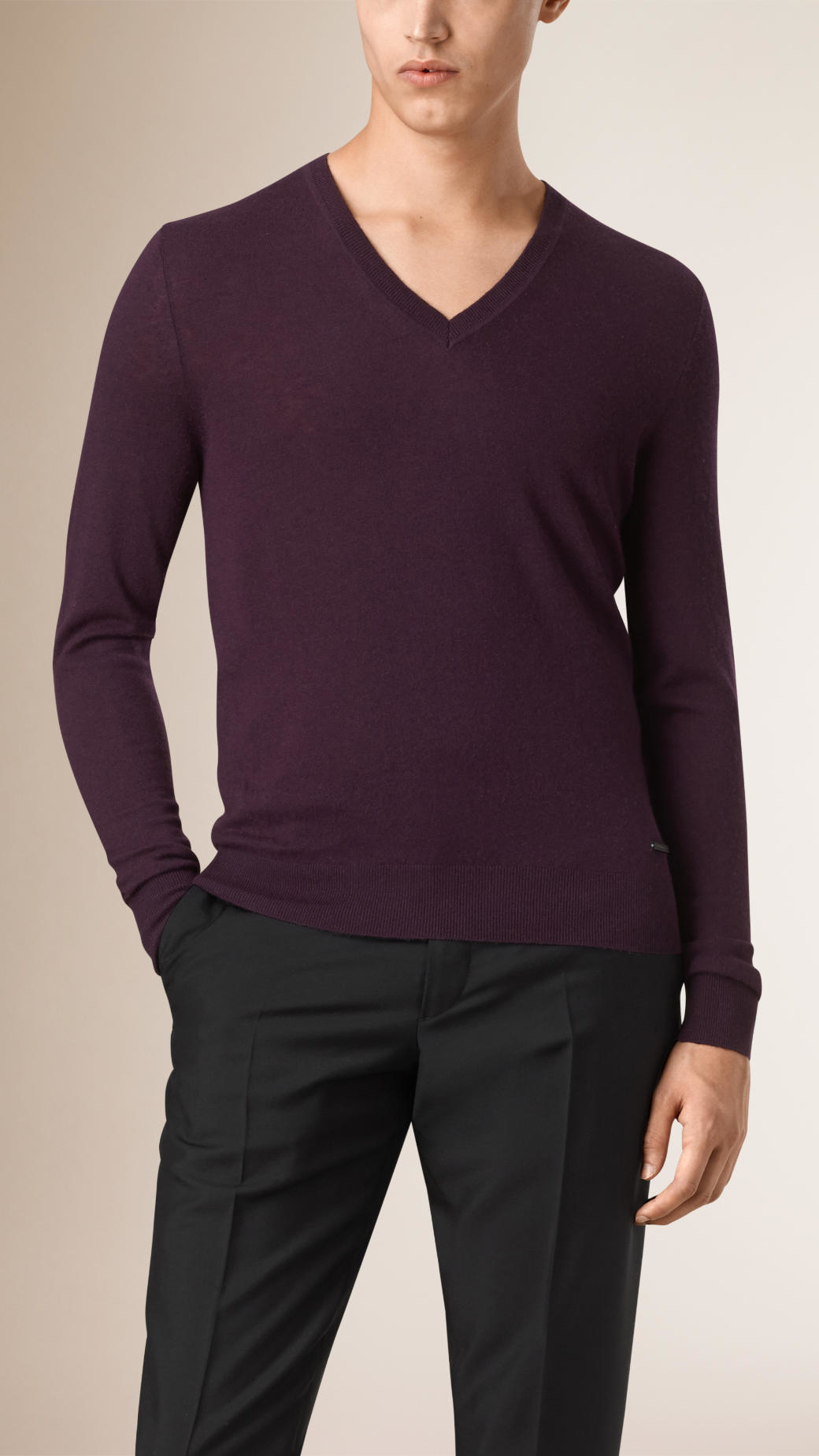 Burberry Cashmere V-neck Sweater Burgundy Black in Purple for Men - Lyst