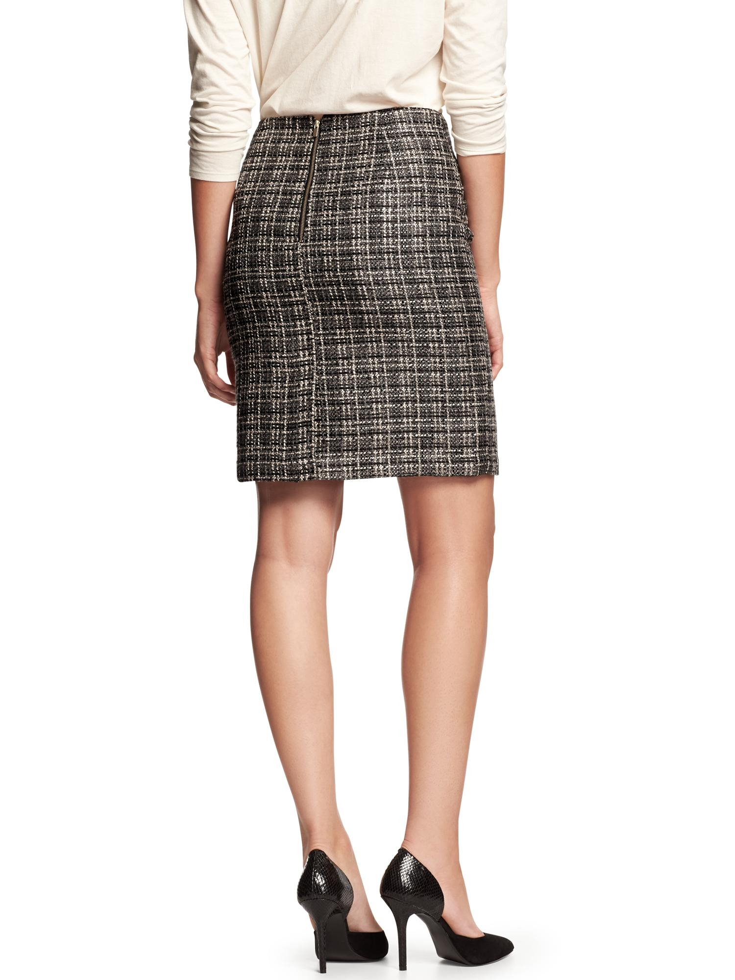 Banana republic Factory Bouclé Pencil Skirt in Black (Black and white