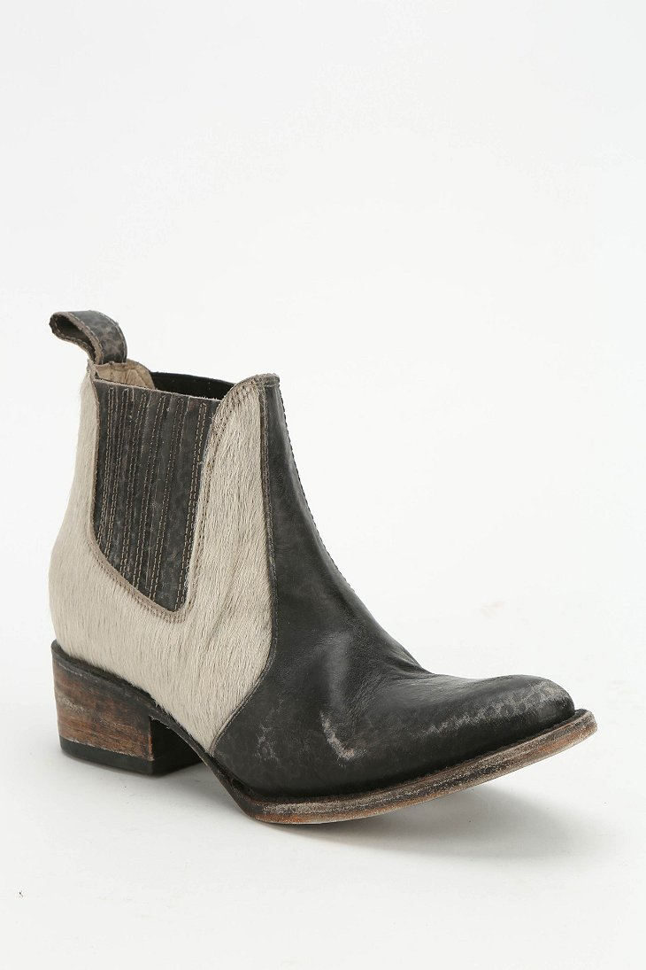 steven lavar boots