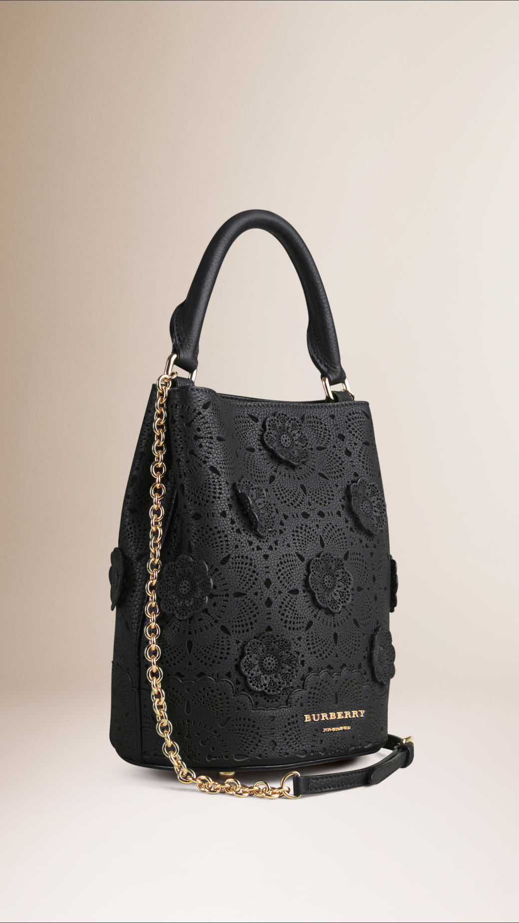 Lyst - Burberry The Small Bucket Bag In Leather With Appliqué in Black