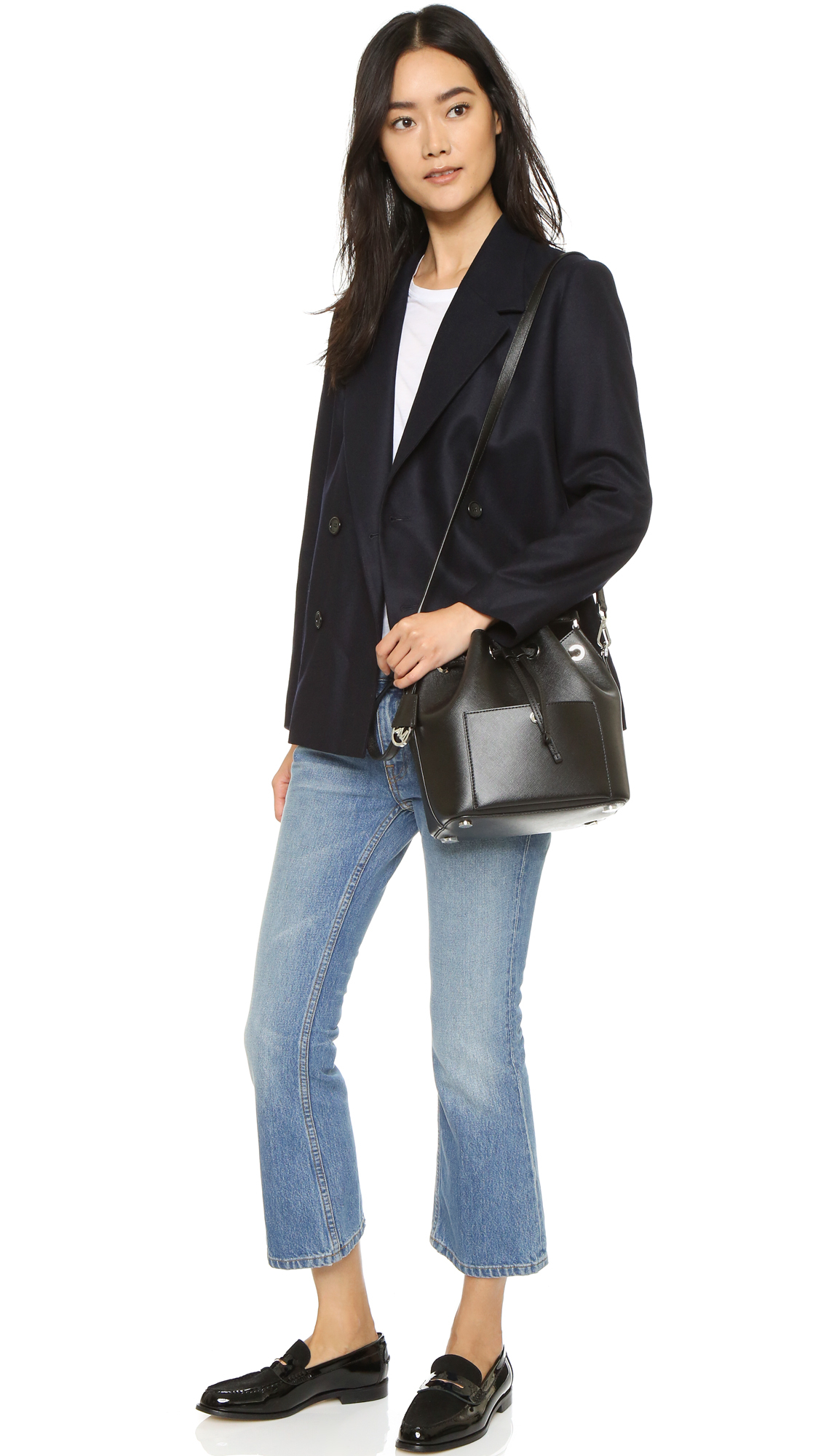 Michael Kors Bucket Bag, Women's Fashion, Bags & Wallets, Cross-body Bags  on Carousell