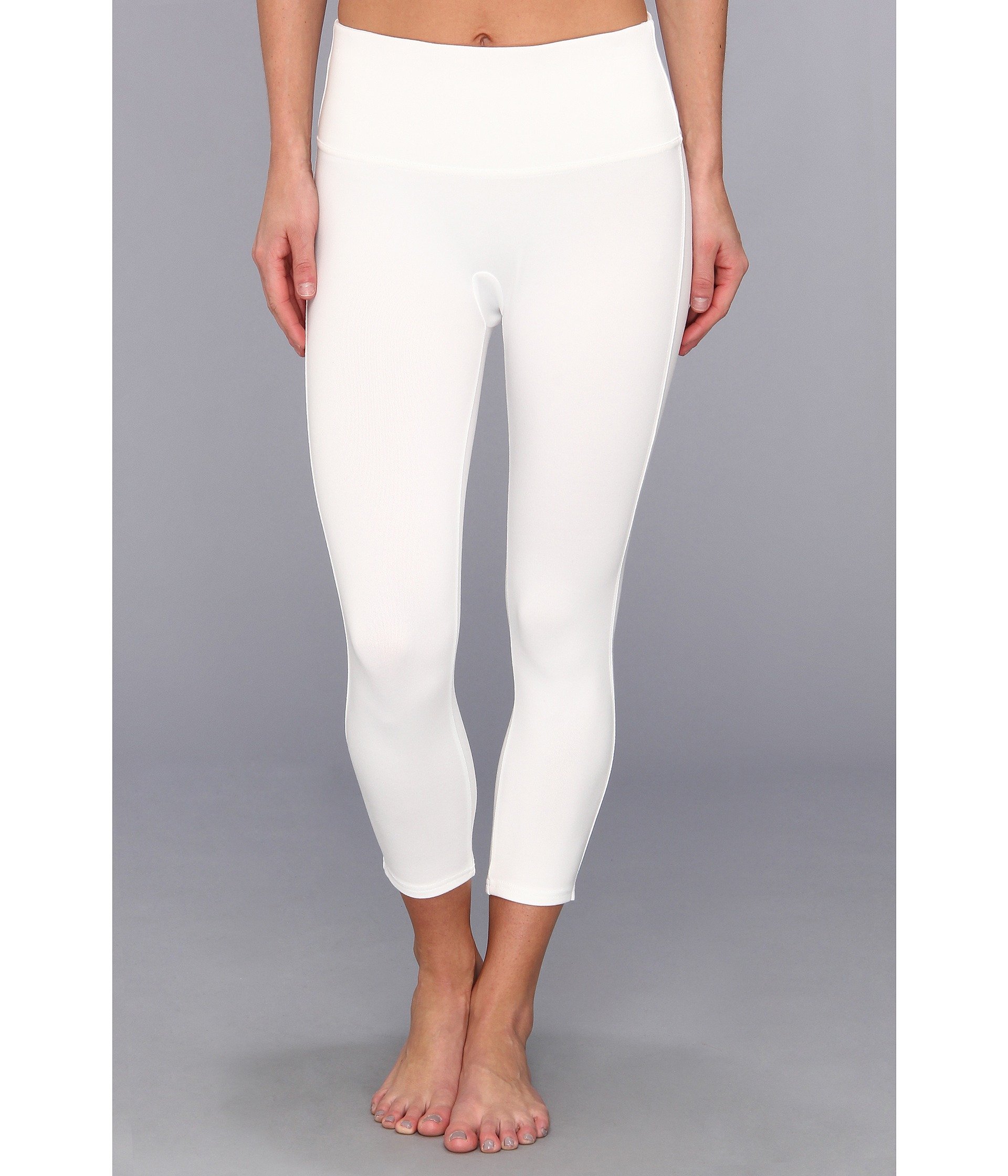 Spanx Ready To Wow Capri Structured Leggings in White - Lyst