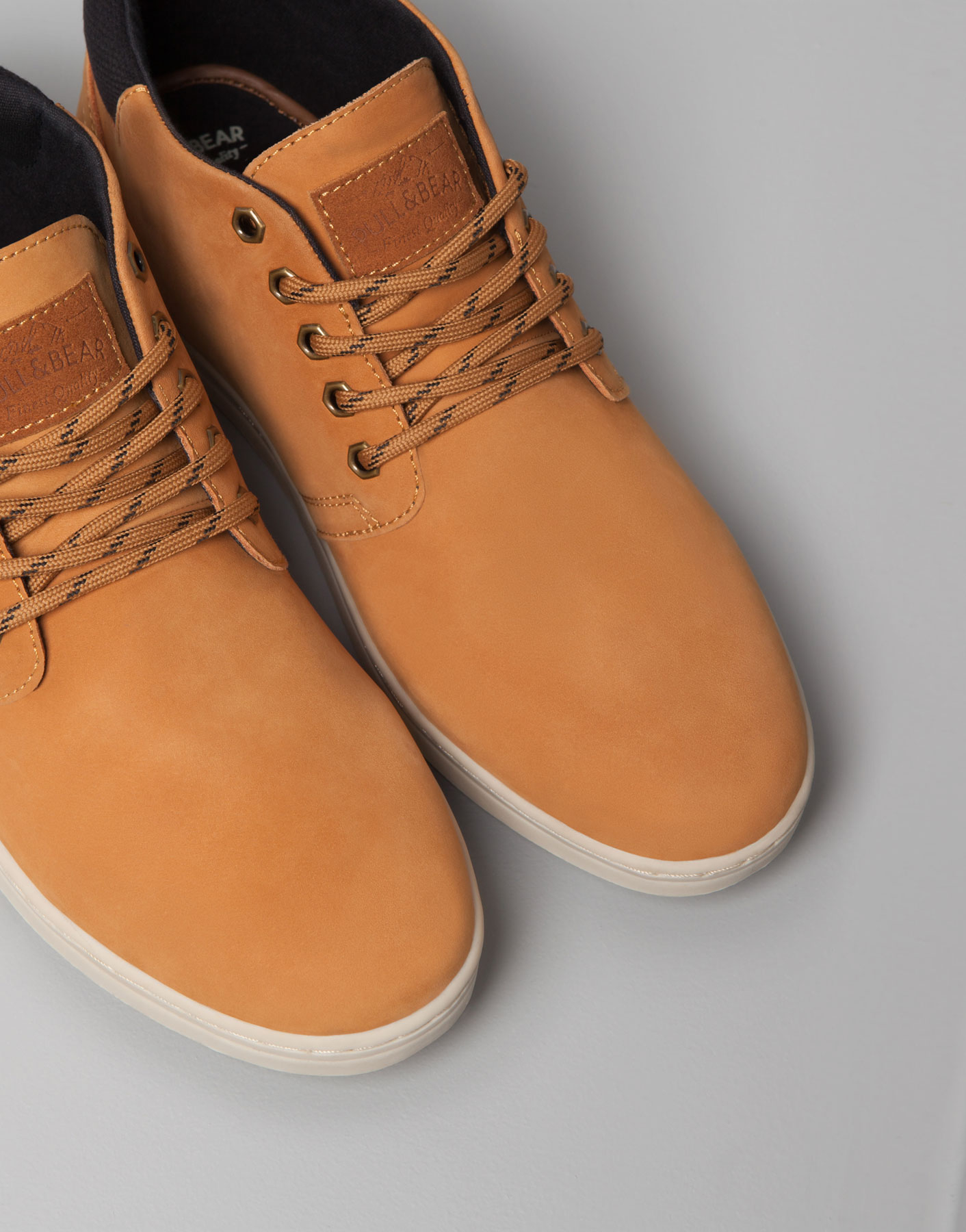 high boots pull and bear