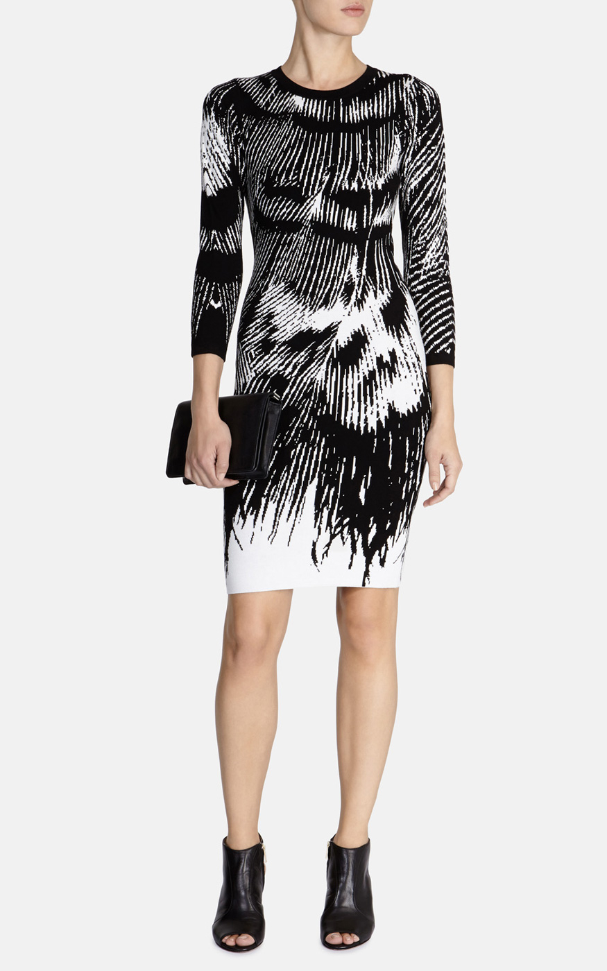 Karen millen Stripe Feather Pattern Knit Dress in Black (Multi) | Lyst