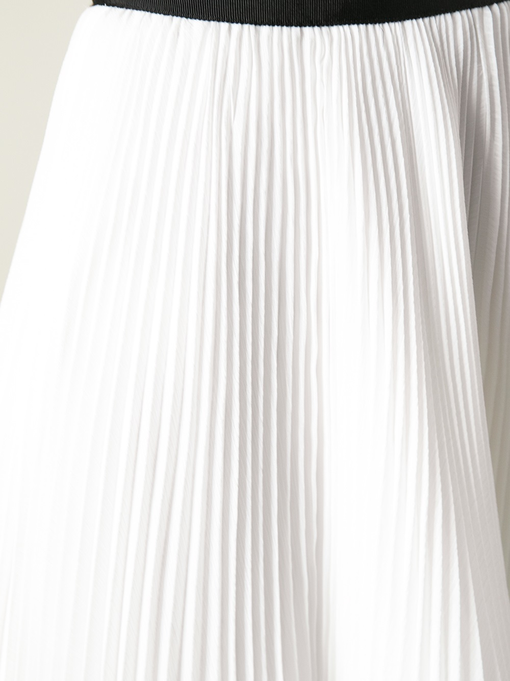 Alice + olivia Pleated Skirt in White | Lyst