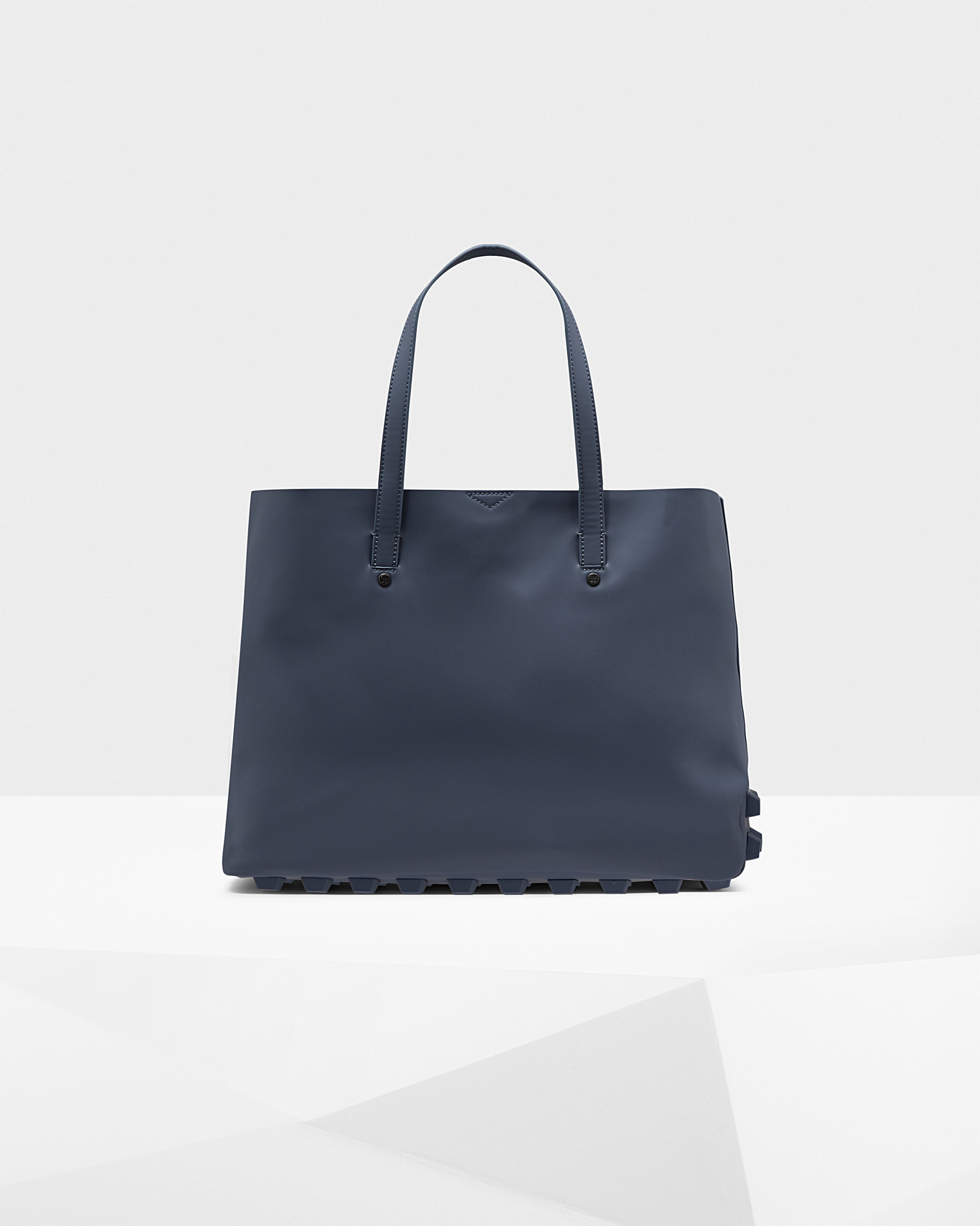 asymmetric front flap bag