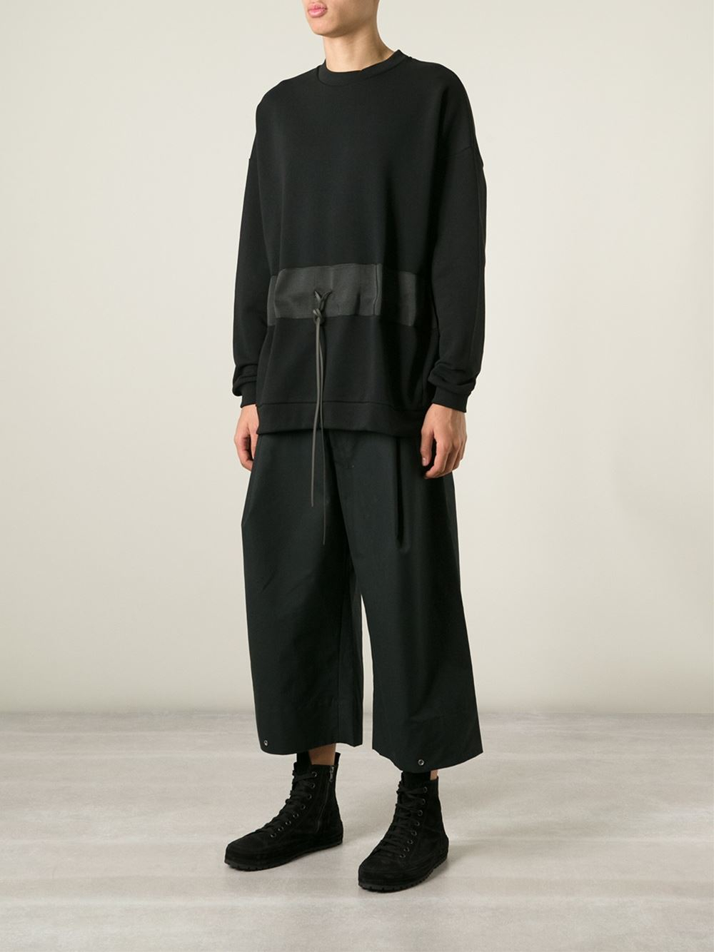 Berthold Wide Leg Cropped Trousers in Black for Men | Lyst