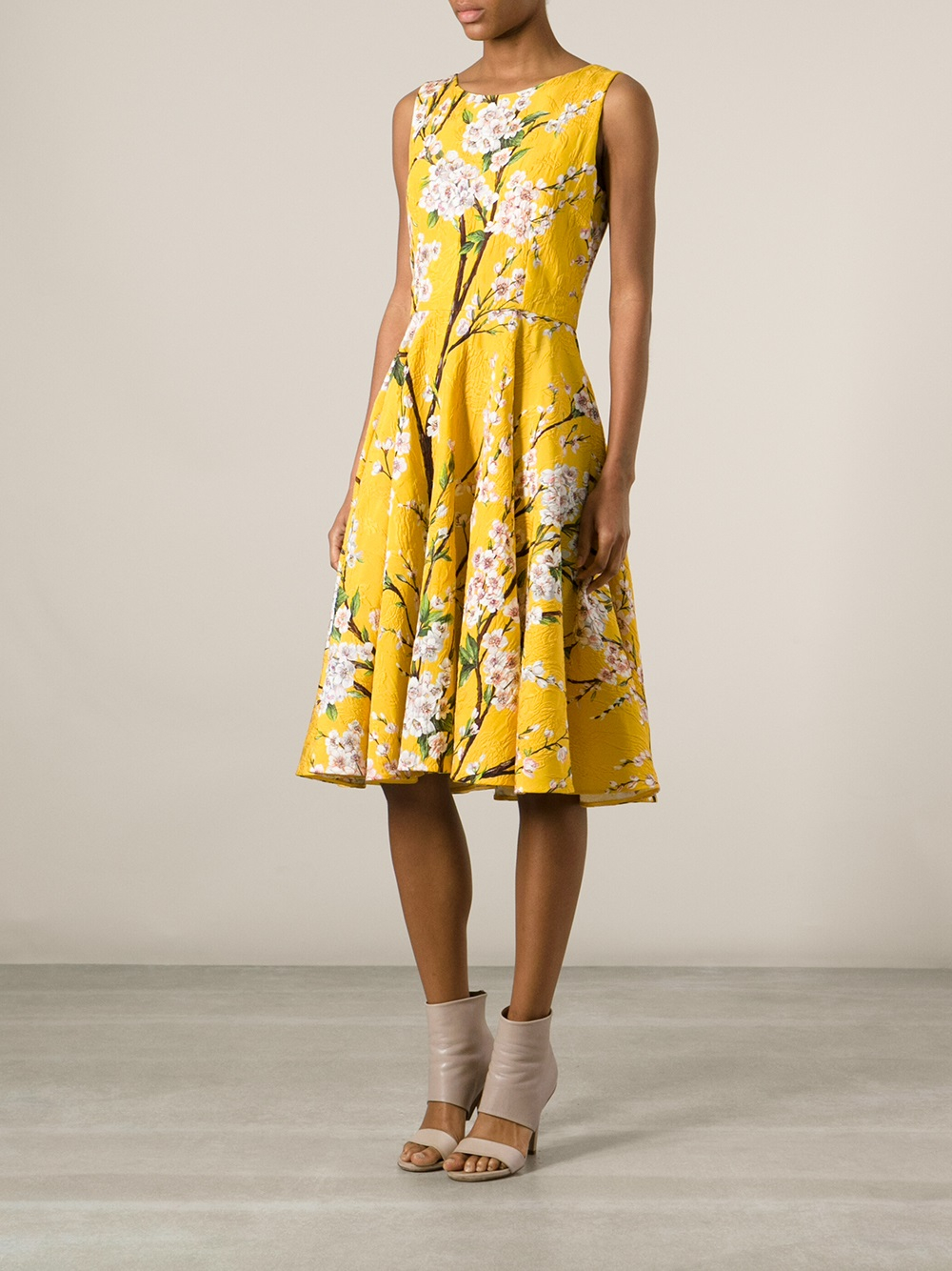yellow dolce and gabbana dress