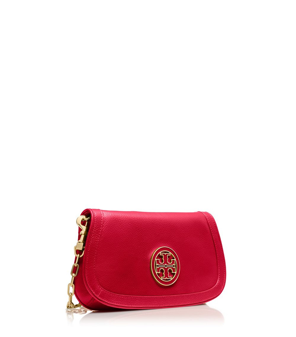 tory burch amanda logo clutch