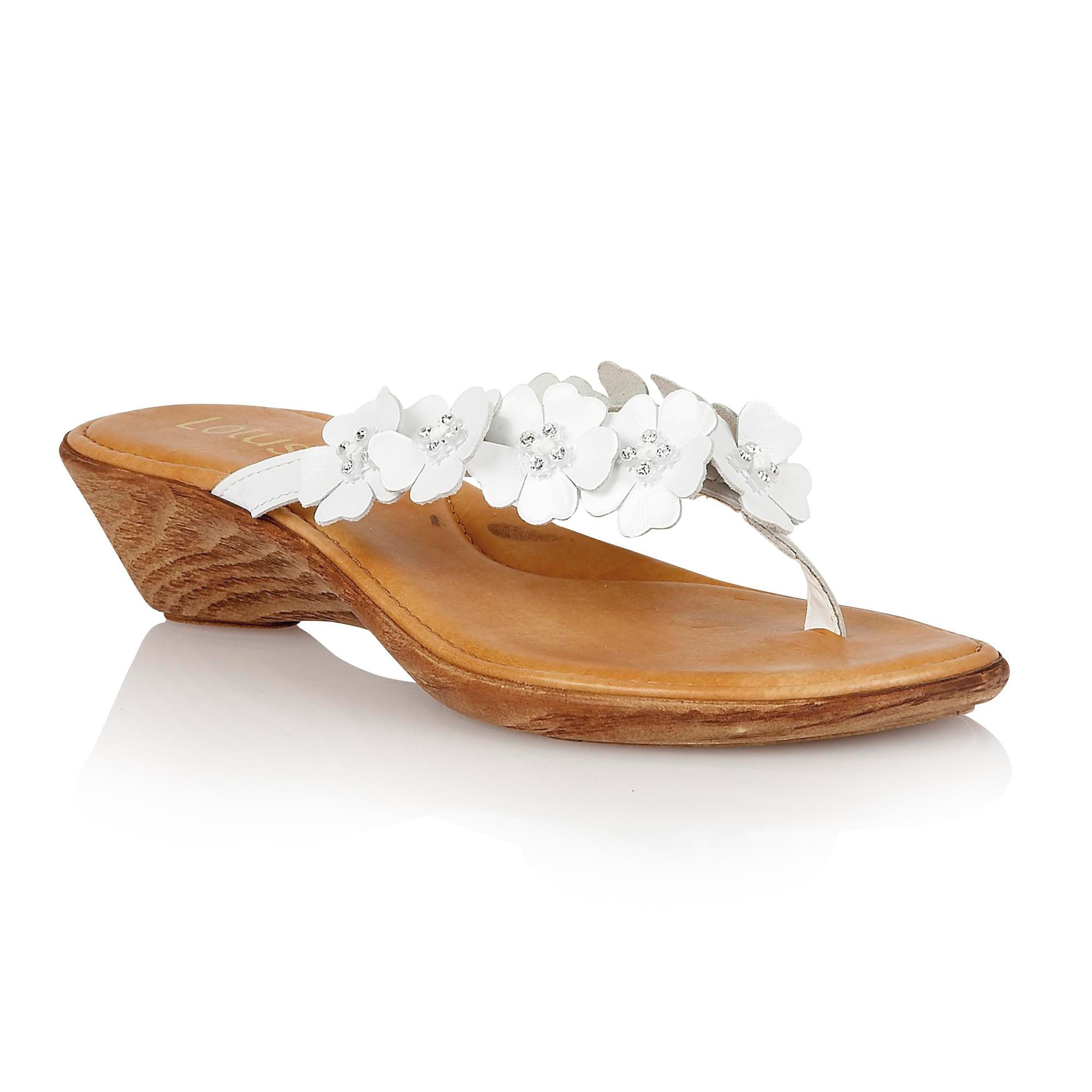 Lotus Florence Toe Post Sandals in White | Lyst