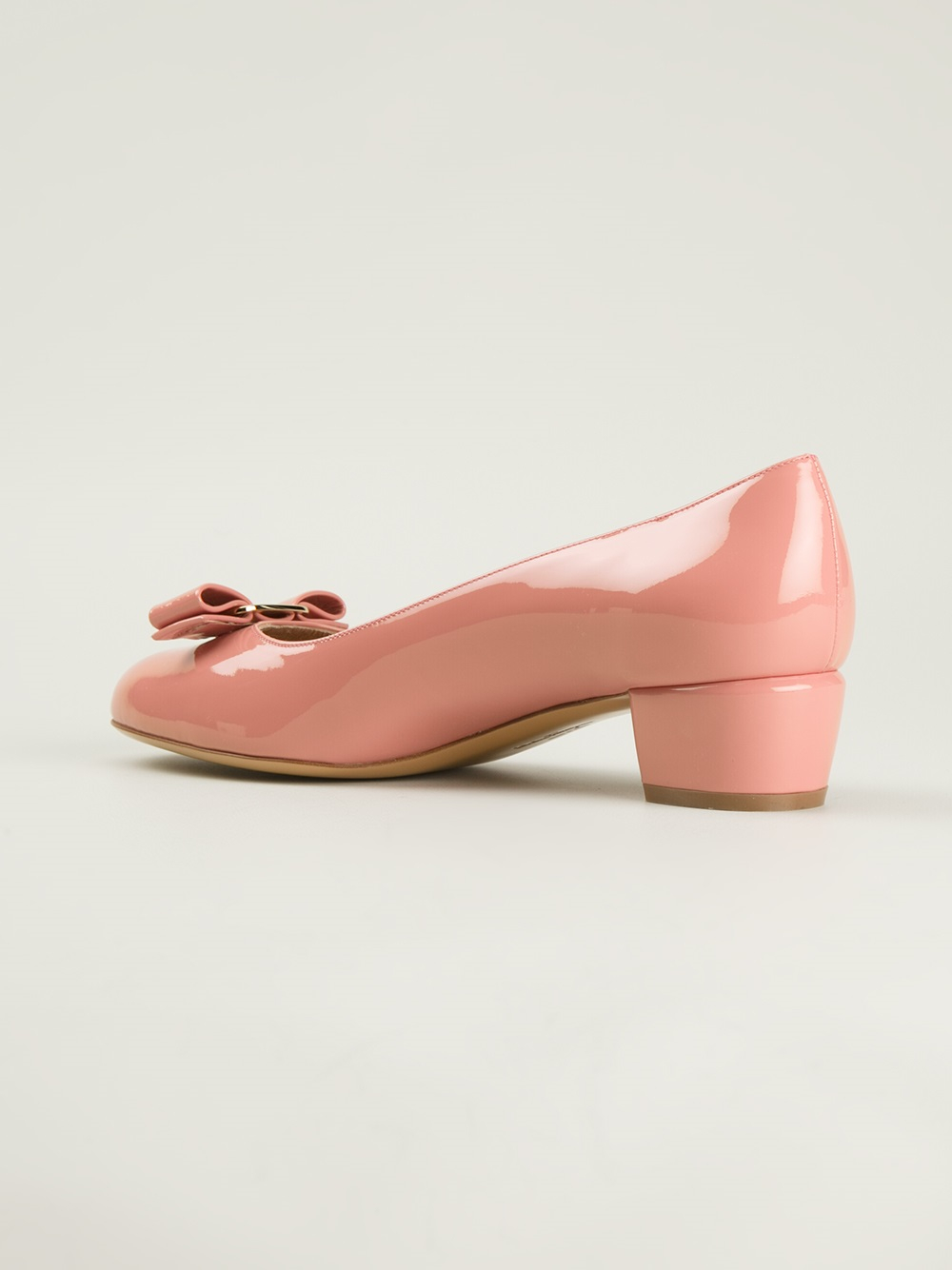ferragamo pink shoes