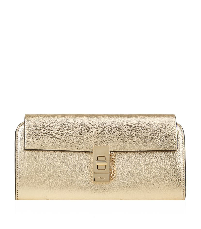 Chlo Drew Long Wallet in Gold | Lyst