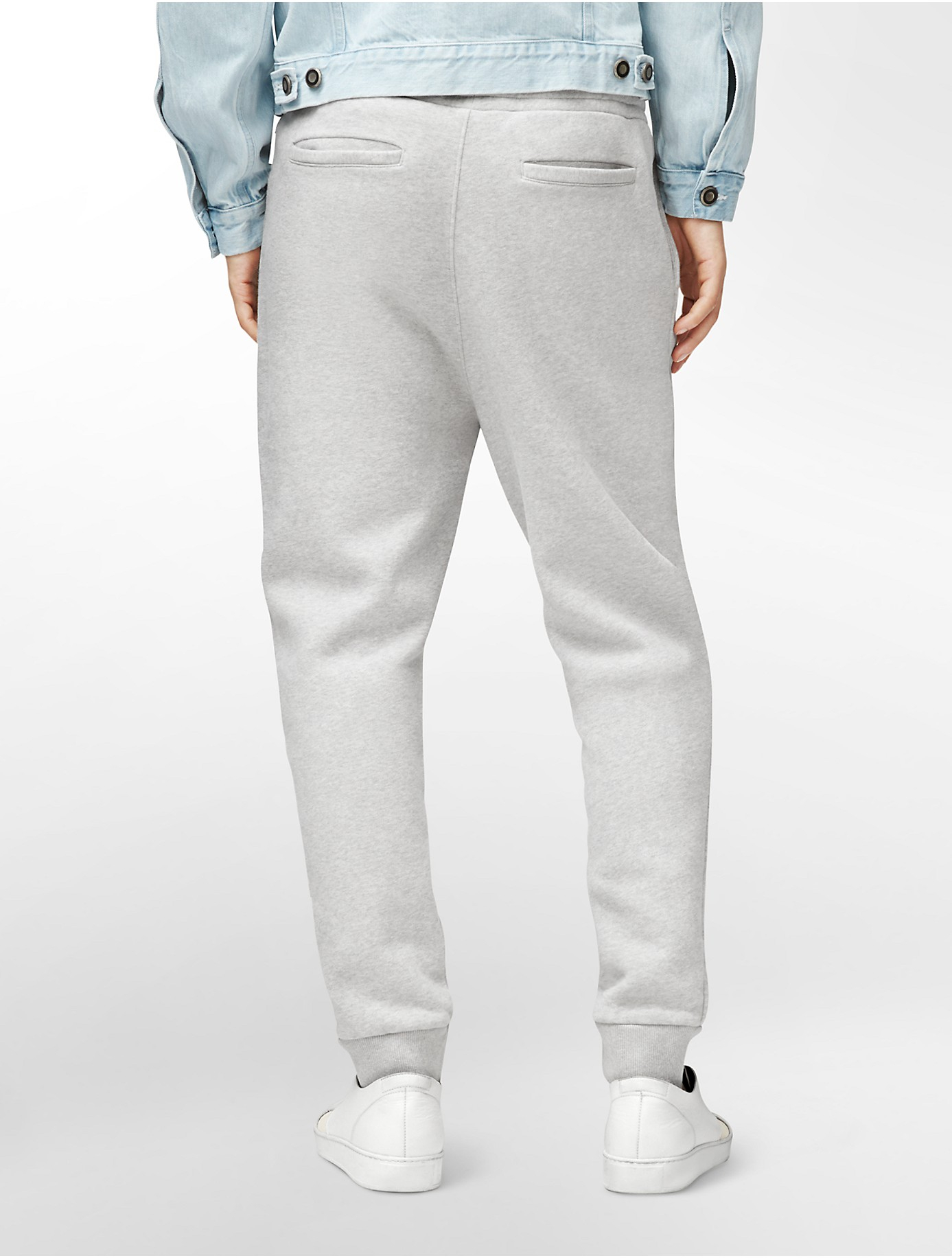 Calvin klein Jeans Logo Jogger Sweatpants in Gray for Men | Lyst