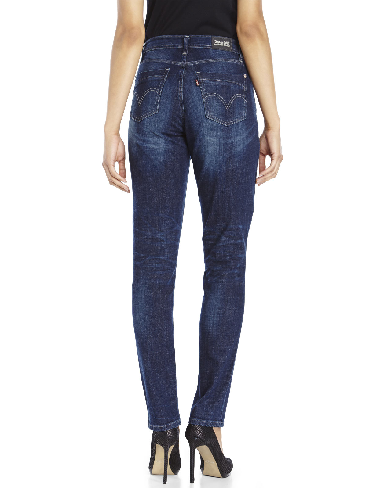 levi's curvy skinny jeans