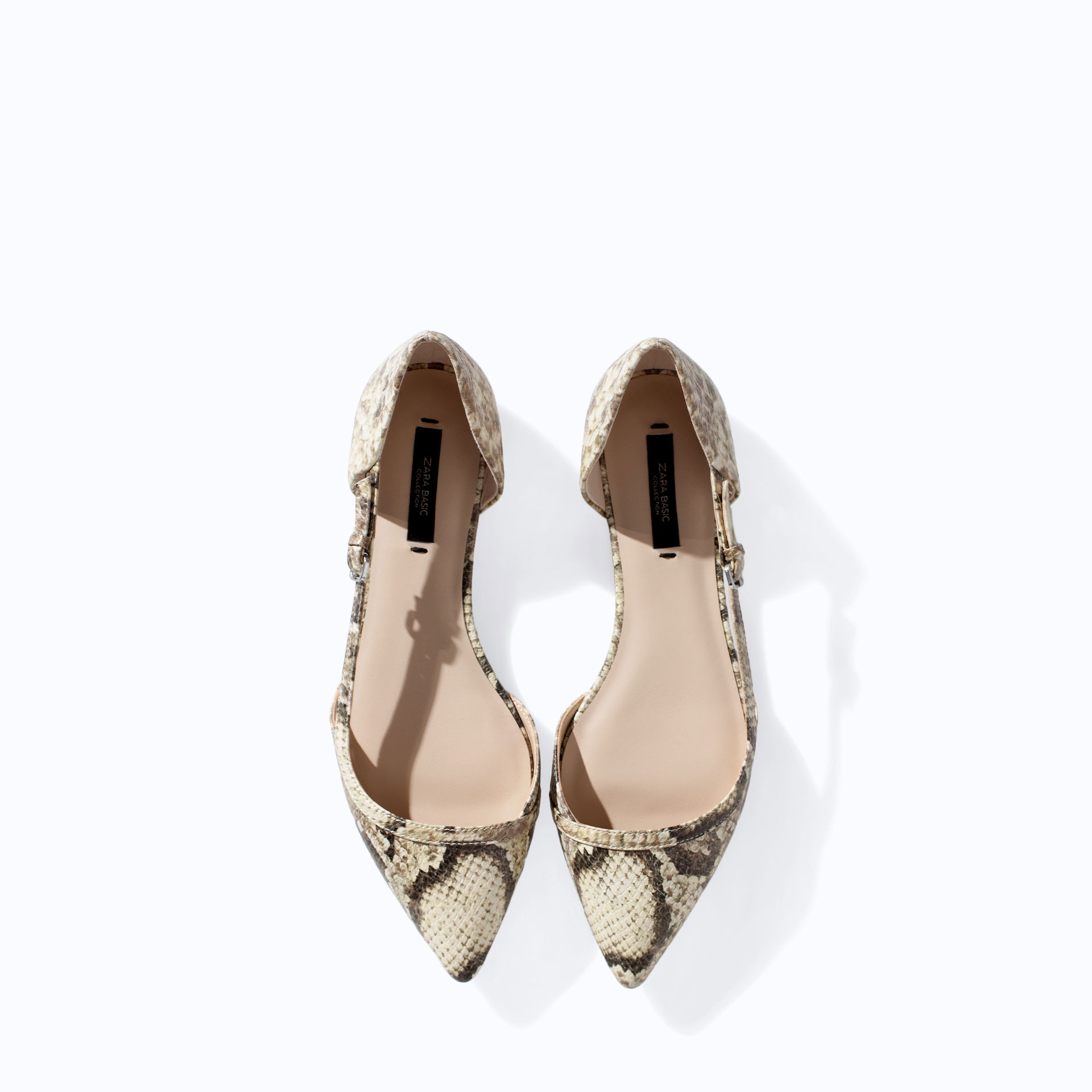 pointed snakeskin flat shoes
